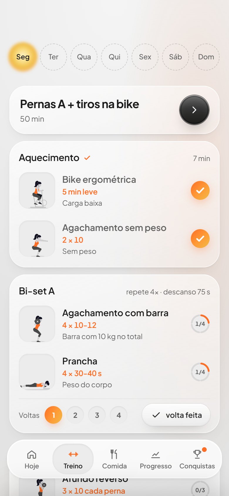 Tela de treino do LAFIT com exercícios animados e check por série